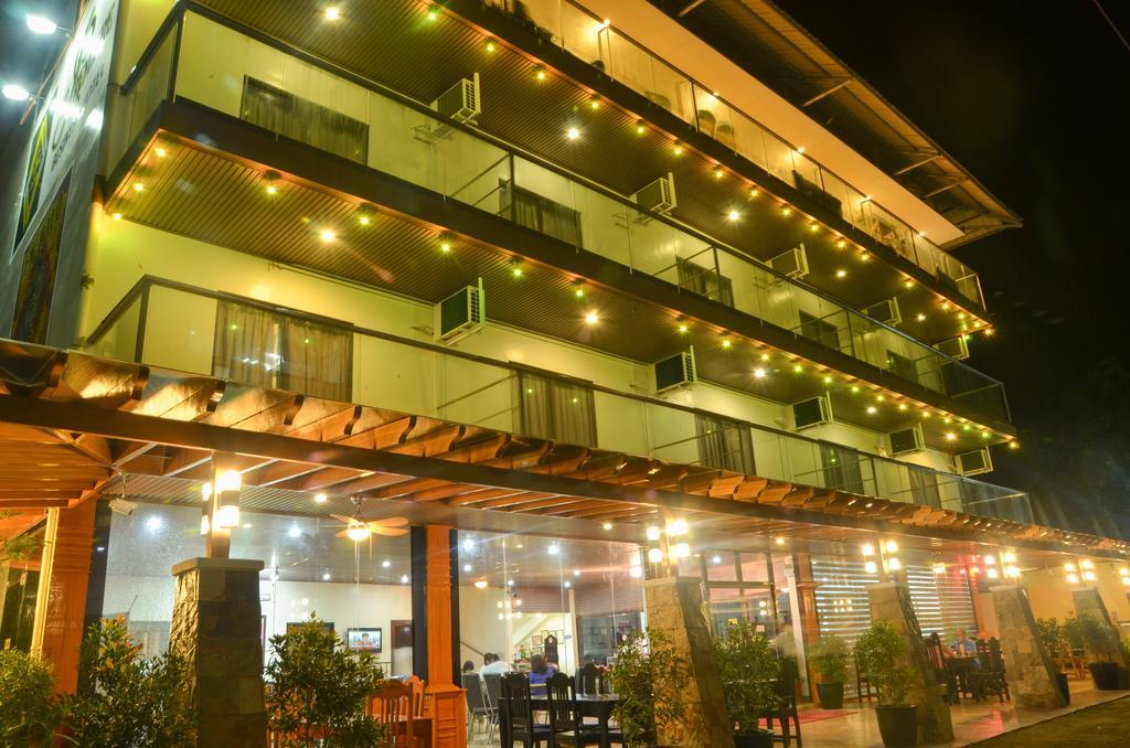 The Premiere Business Hotel Kalibo Ngoại thất bức ảnh