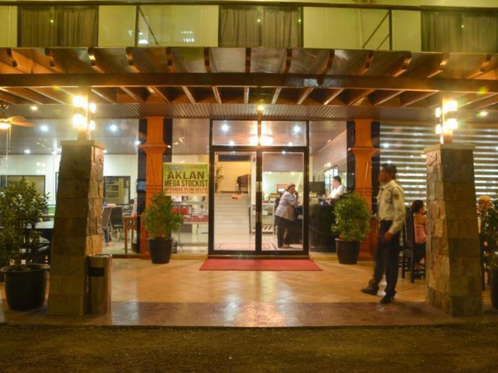 The Premiere Business Hotel Kalibo Ngoại thất bức ảnh